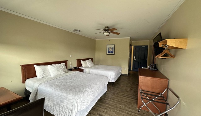 Travellers Inn