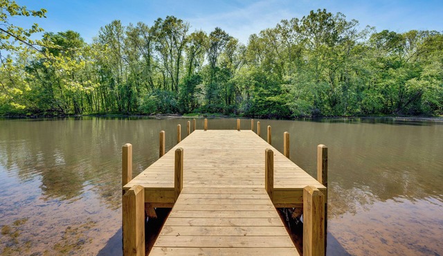 Troy Cabin w/River Access: Fish, Kayak & More!