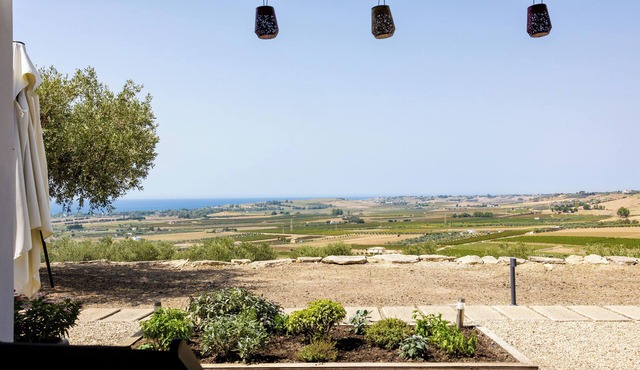 Vacation home with sea view - only 5 minutes by car to the most beautiful beaches