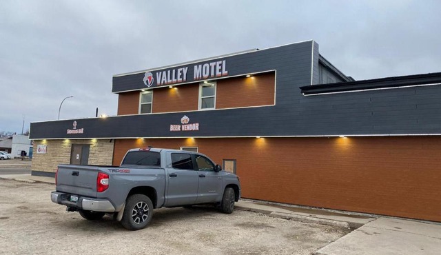 Valley Motor Lodge