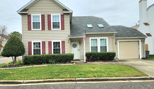 Very Decent 4 bedroom/2 full bath. Located within the heart of the City.