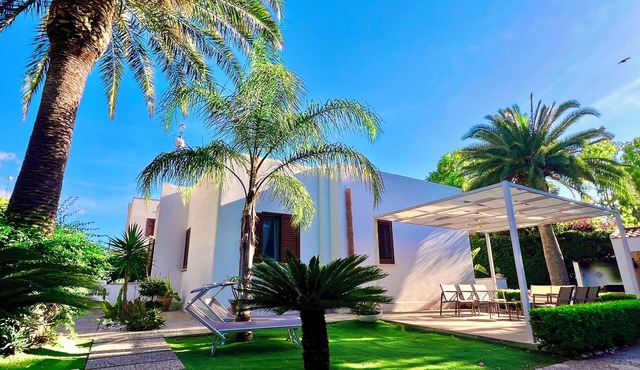 Viila Almyra San Vito lo capo - Your best sea front Villa in Sicily