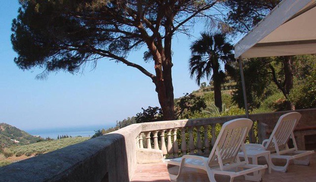 VILLA CAFERì