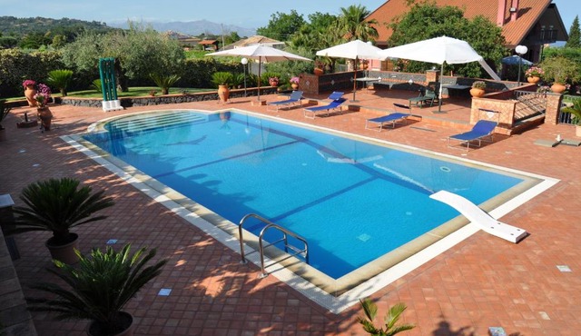 Villa esclusiva con piscina privata e vista Etna