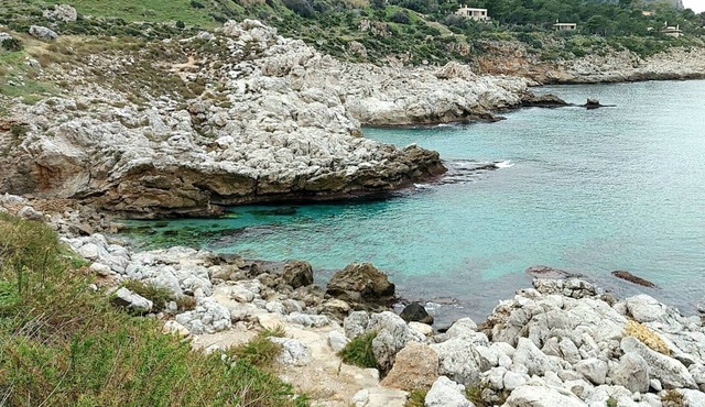 Villa Flavia Holidays Room "Cactus" 50 m from the sea