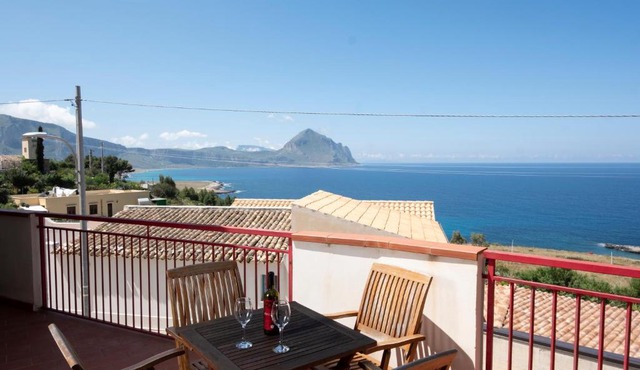 Villa Gina con vista mozzafiato sul golfo di Macari