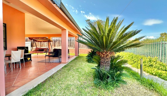 Villa Grace, 200 meters from the beach, independent