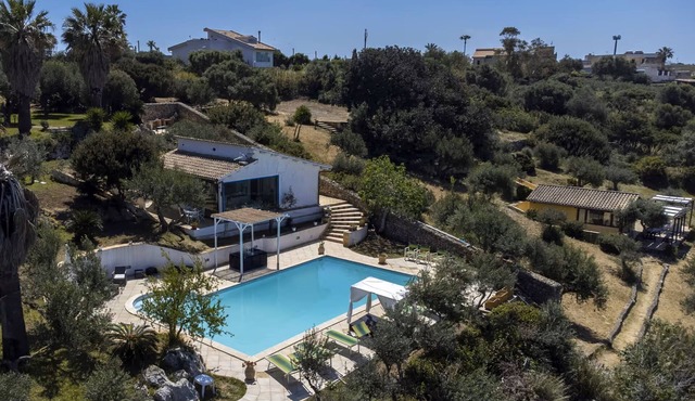 Villa retreat with mesmerizing sea view