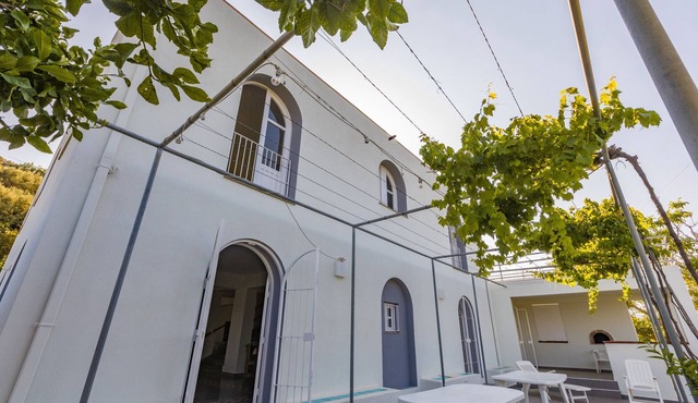 Villa 'Tina' with Wi-Fi and Air Conditioning