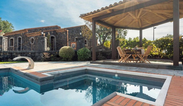 Villa with pool and vineyards among Etna vineyards