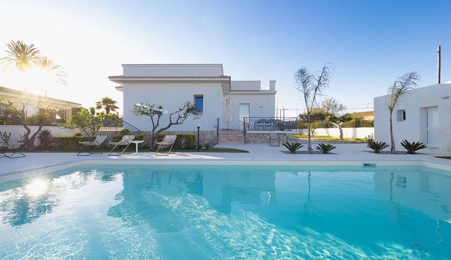 Villa with pool by the sea, Marsala, Sicily