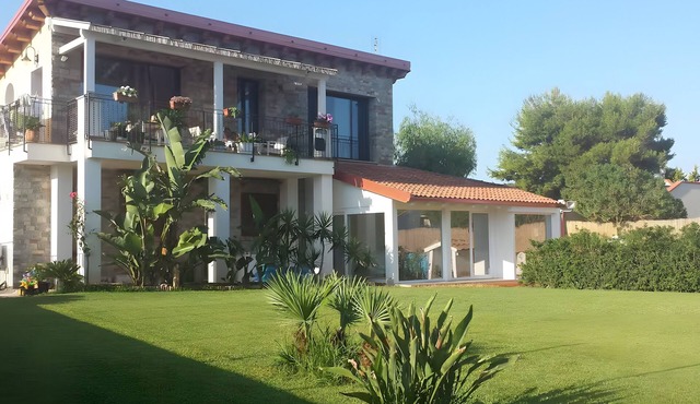 Villetta Capo Rama Terrasini – Relax and Comfort Near the Sea