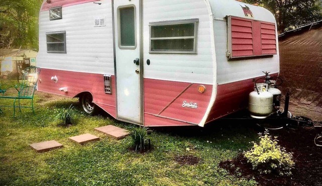 Vintage Scotty Camper Cottage w/AC - Durham, NC