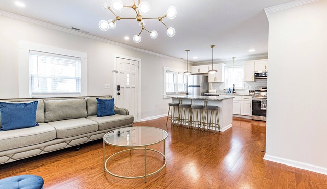 Wake Forest cottage -starts at 3k/month
