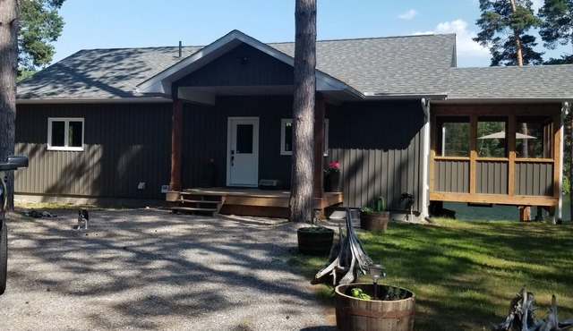 Waterfront Bliss: Your Serene Escape Awaits! Located in Wilberforce, Ontario