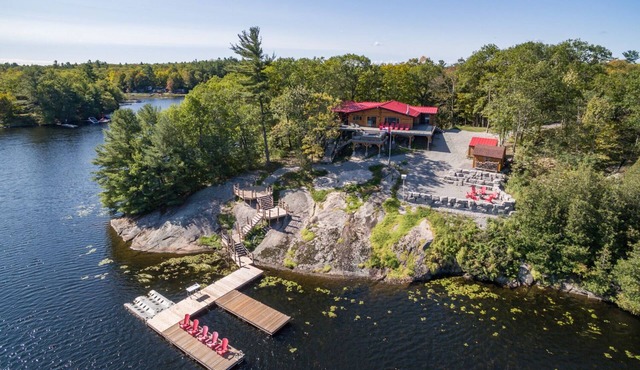 Waterfront Cottage on Georgian Bay near Honey Harbour