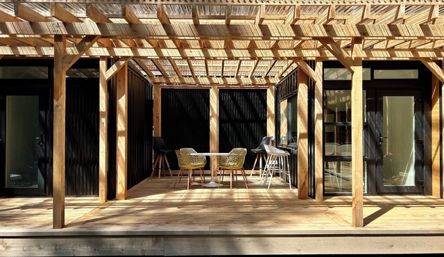 West Coast Forest Bathing Glamping Retreat With Sauna