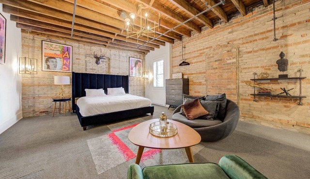 Westlake Hotel - Bad and Boujee's Brother Suite
