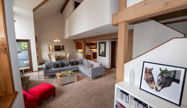 Whistler Ski In-SkiOut Townhome