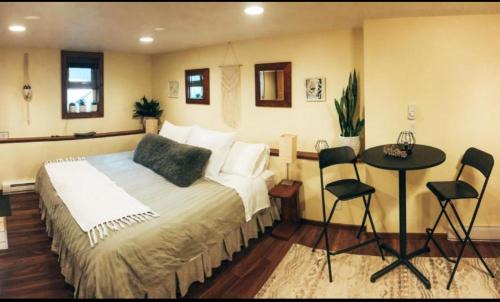 Wildflower Suite