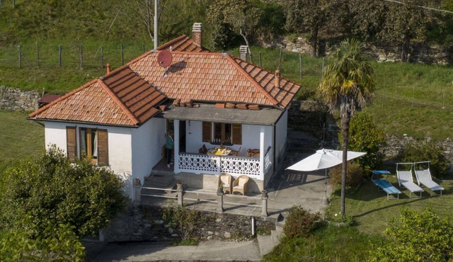 Wonderful private villa for 5 people with WIFI and terrace