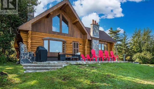 Your Rustic Ocean Chalet Escape