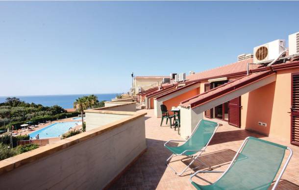 1 bedroom accommodation in Acquedolci (ME)