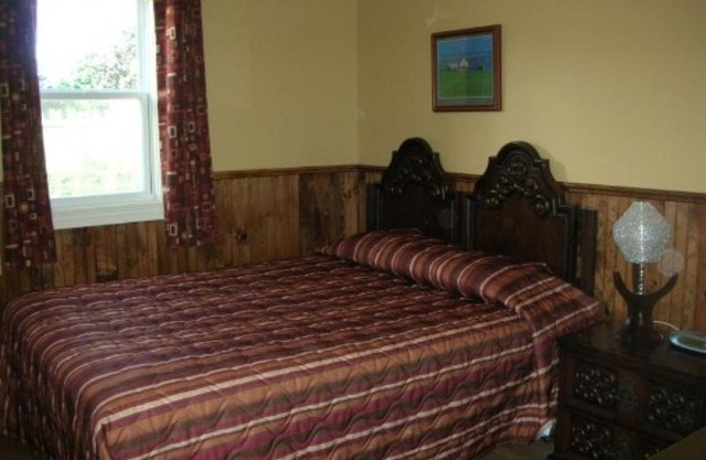 Avonlea Cottages PEI - 2 Bedroom Deluxe Cottage - 2 bedroom Deluxe cottage (#1)