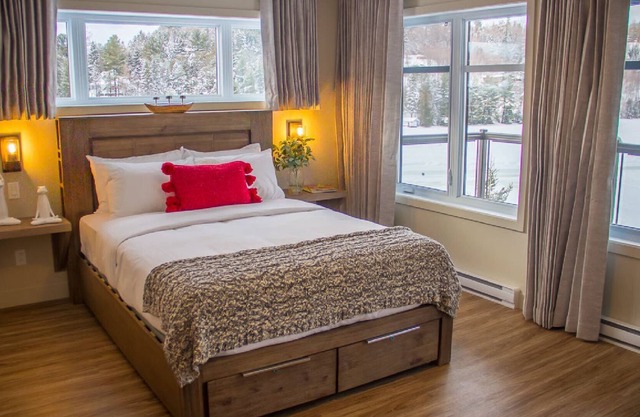 The Viking Resort & Marina is a resort located in the Laurentians region.