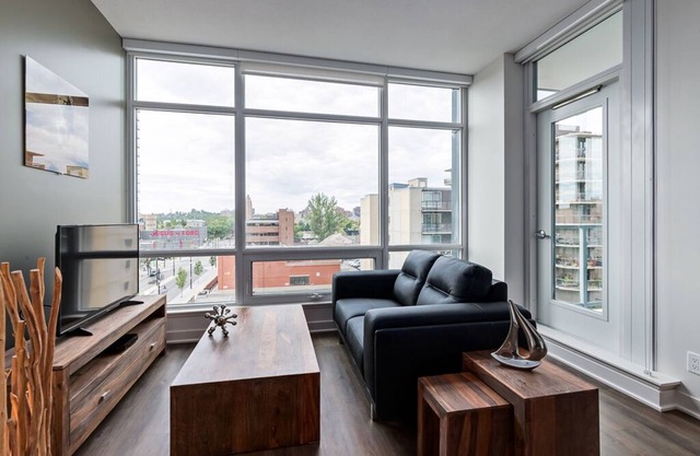 Corporate Stays -Modern 1BR Apartment with Premium Comfort and Upscale Amenities