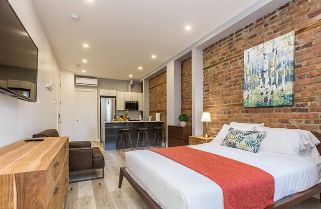 Loft Du Parc Lahai - Mile End - Luminous Studio Apt 304