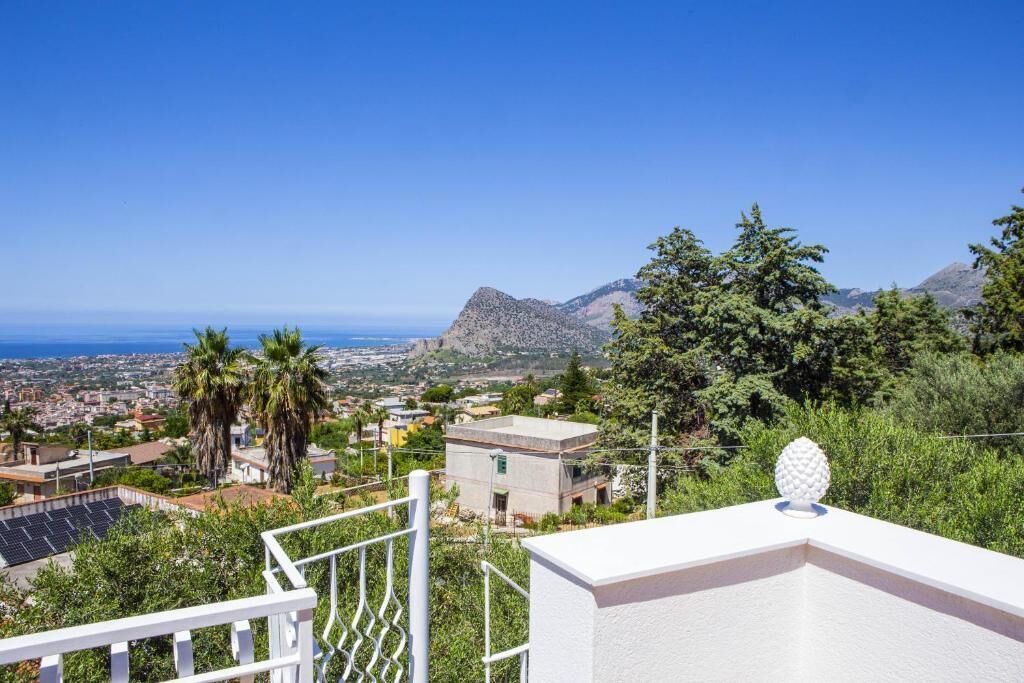 Carini House | La Murgiulina