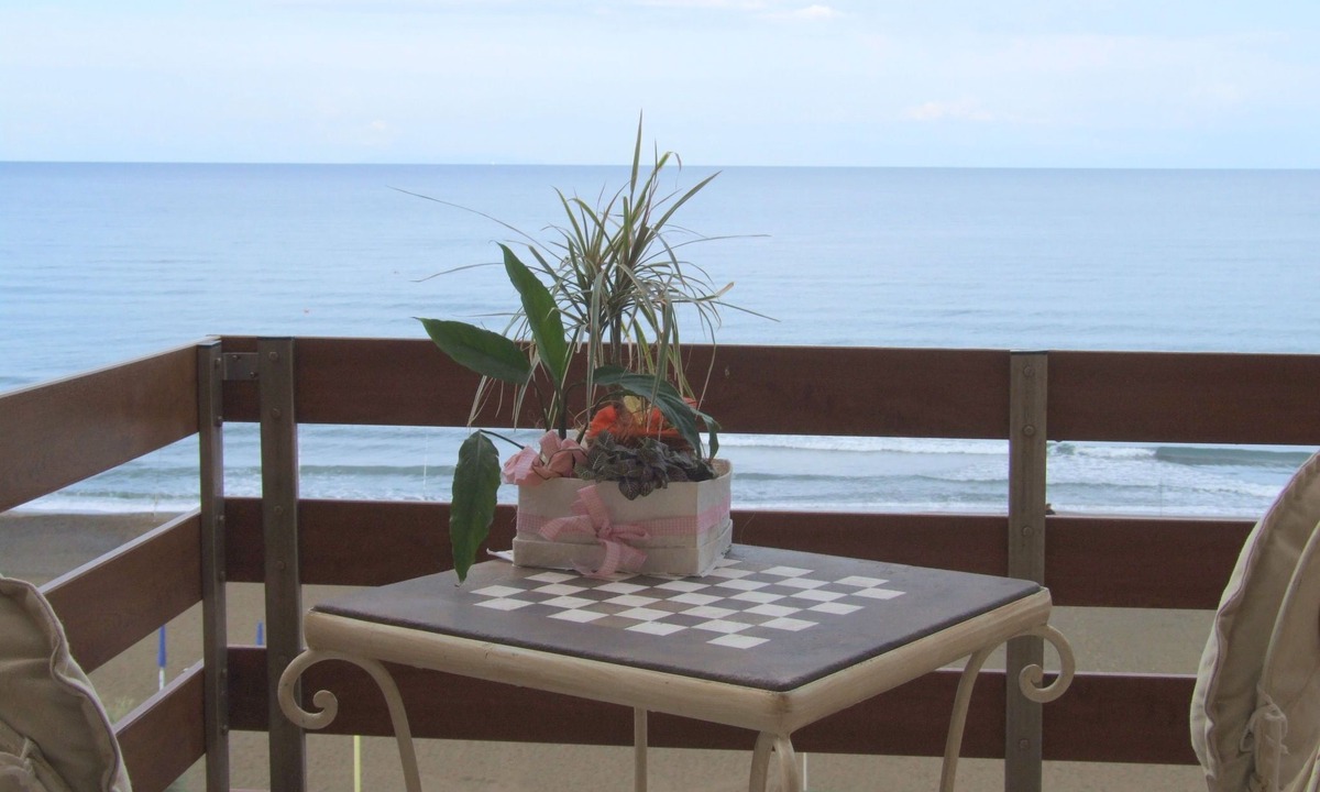 Marina di Castagneto Carducci Apartment | Rododendro von Holiday World by Interhome