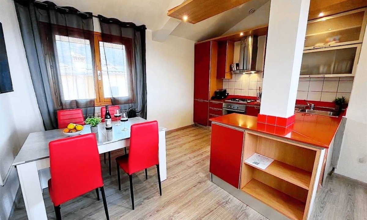 San Baronto Apartment | Penthouse Castiglio bei Holiday World by Interhome