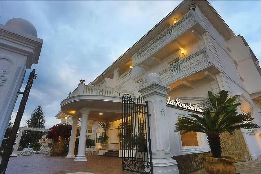 Photo of Buildings in Campogrande