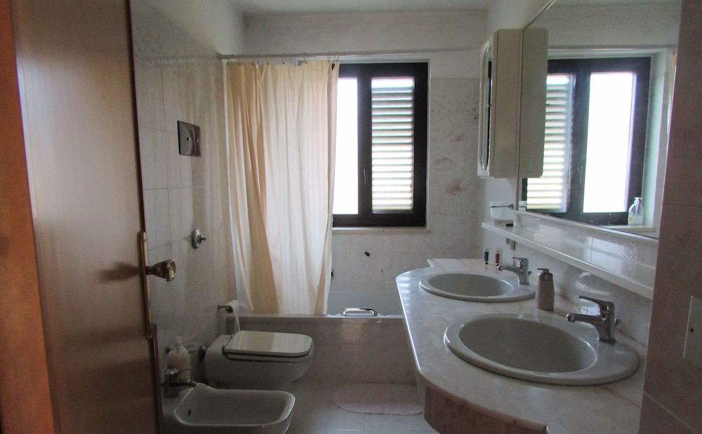 Photo of Bathroom in San Giuseppe Jato