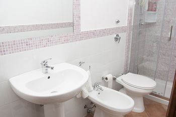 Photo of Bathroom in Nubia