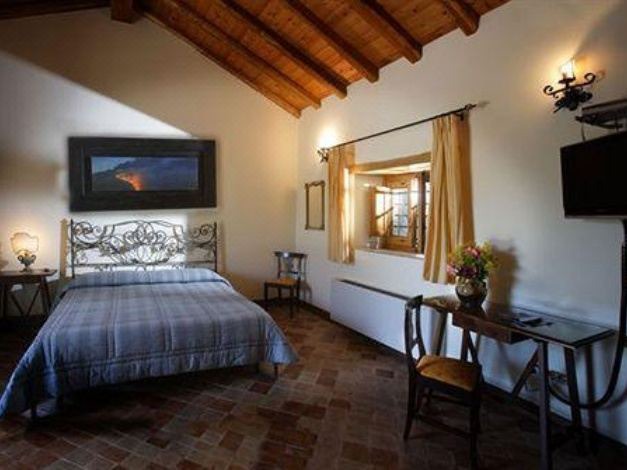 Photo of Bedroom in Linguaglossa