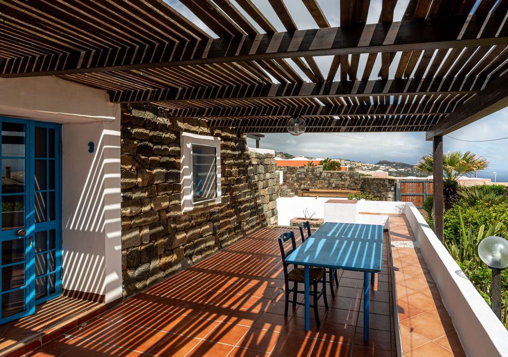 Photo of Patio Balcony in Kamma