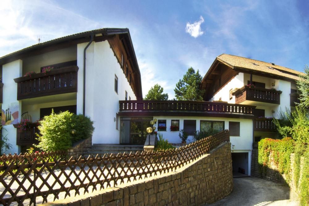 Photo of Buildings in Collalbo