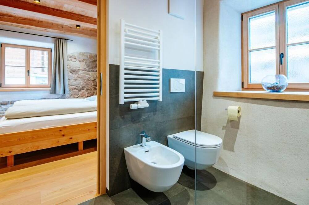 Photo of Bathroom in San Genesio Atesino
