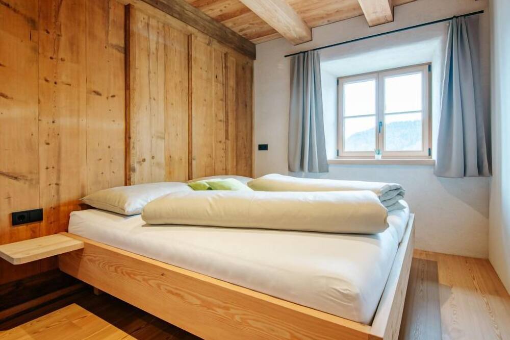 Photo of Bedroom in San Genesio Atesino