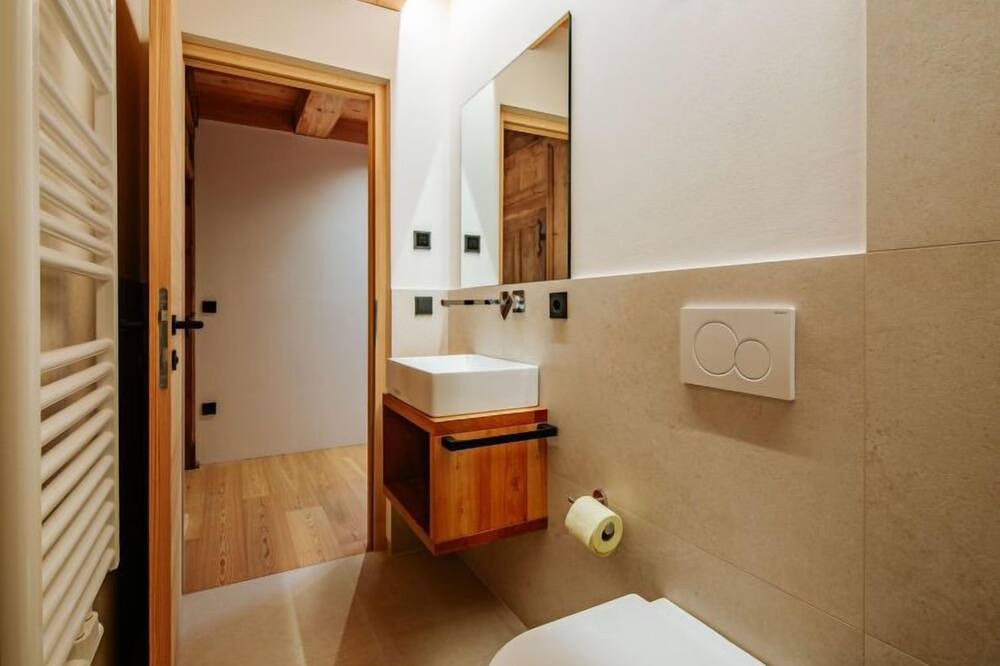 Photo of Bathroom in San Genesio Atesino
