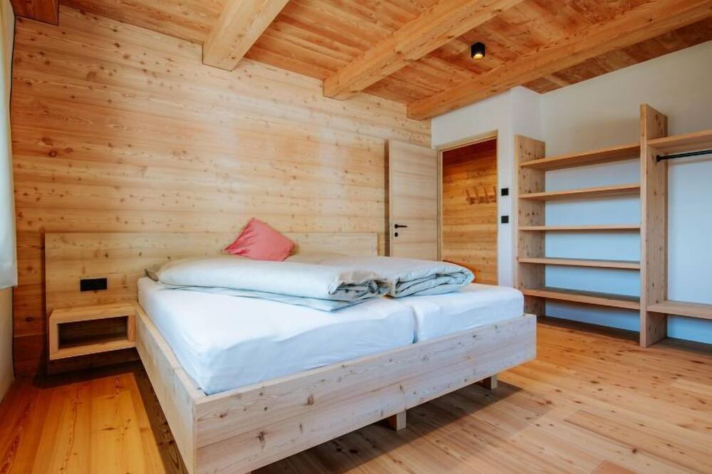 Photo of Bedroom in San Genesio Atesino