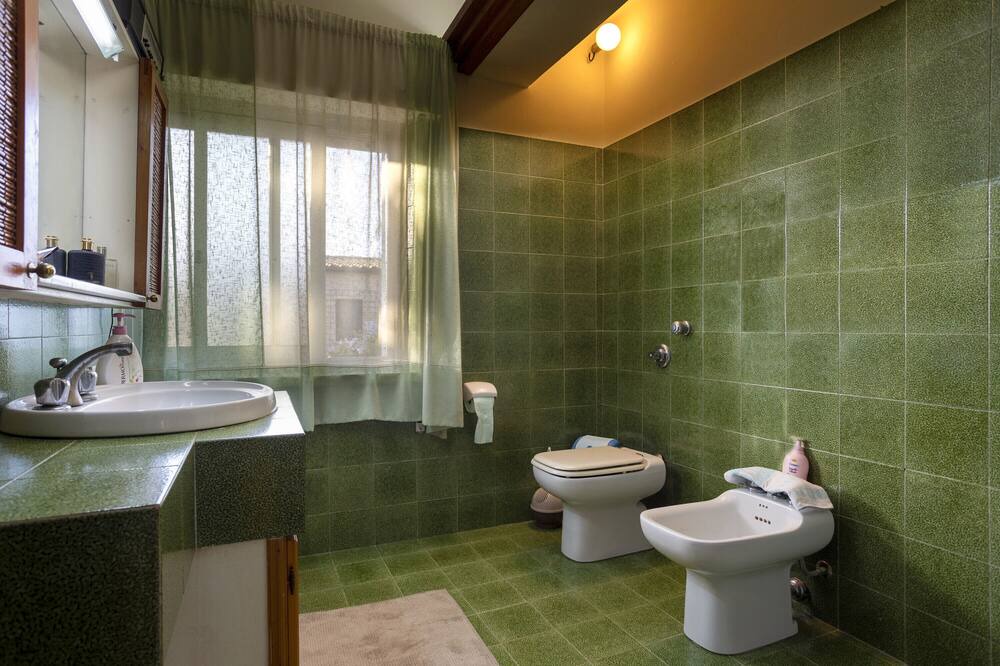Photo of Bathroom in Mockarta
