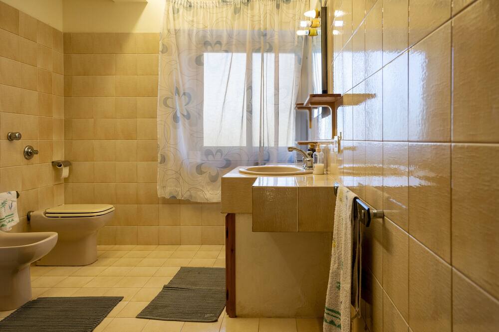 Photo of Bathroom in Mockarta