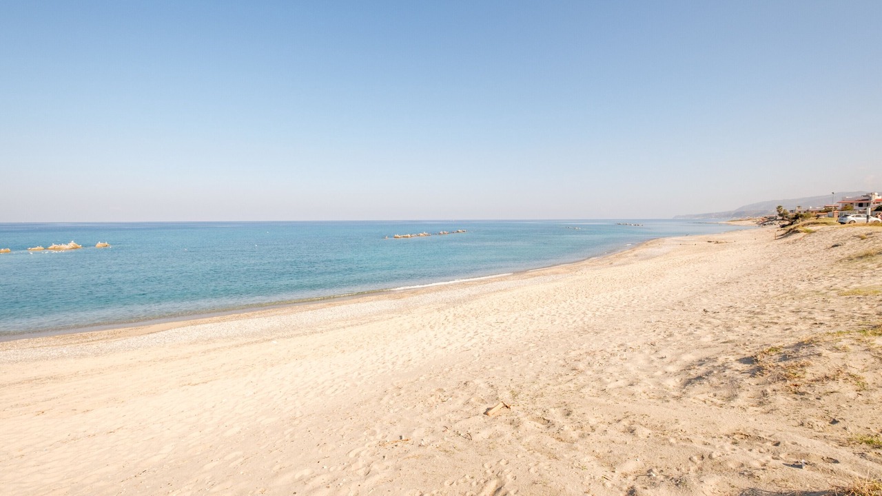 Photo of Others in Rometta Marea