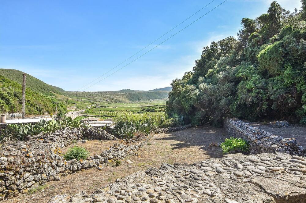 Photo of Outdoor in Kamma