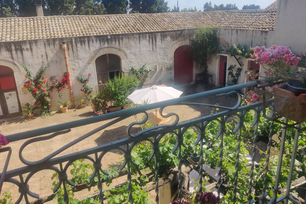 Photo of Patio Balcony in Trapani