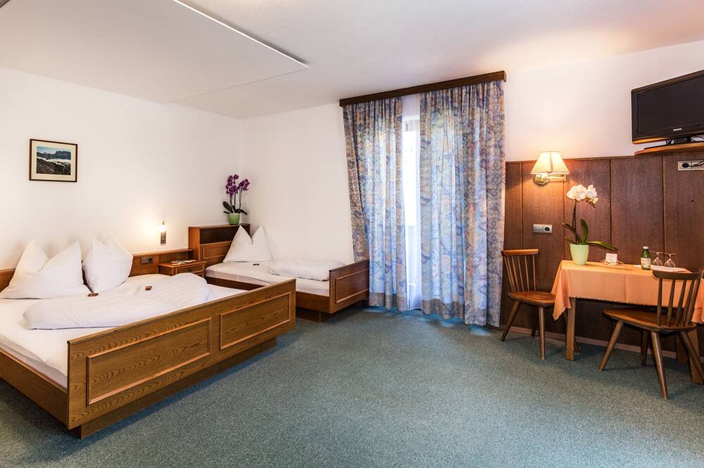 Photo of Bedroom in Collalbo